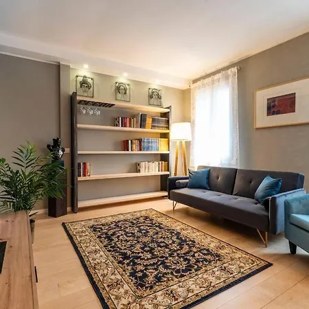 Enjoyhome - Di Pregio Con Garage Apartment