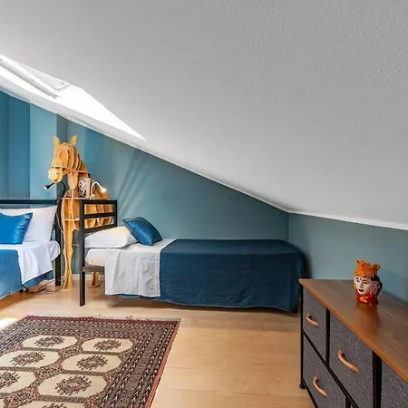 Enjoyhome - Di Pregio Con Garage Apartment *