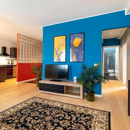 Enjoyhome - Di Pregio Con Garage Apartment