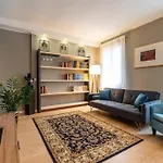 Enjoyhome - Di Pregio Con Garage Apartment